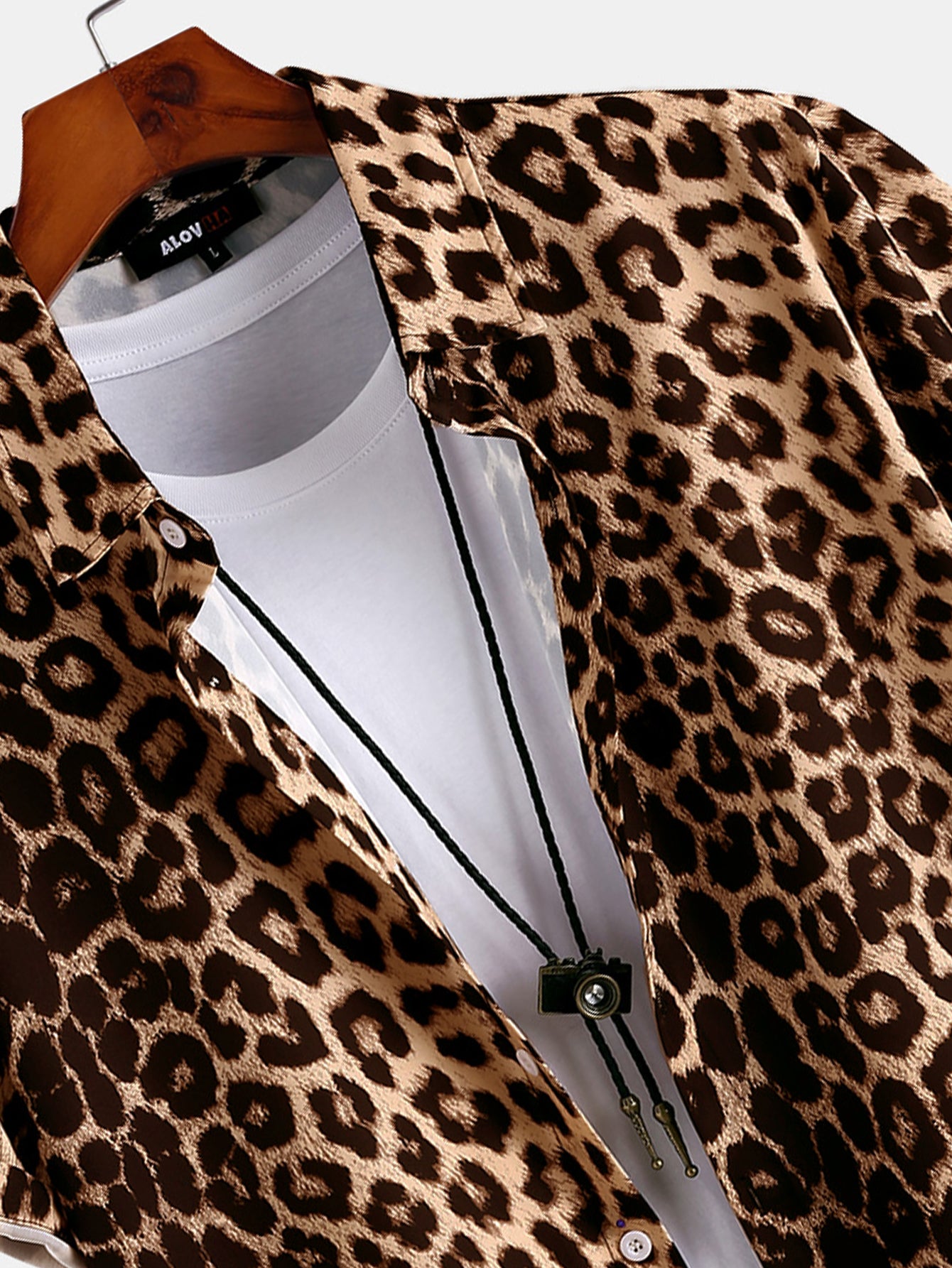 Mens Wild Leopard Print Short Sleeve Button Up Collared Shirt