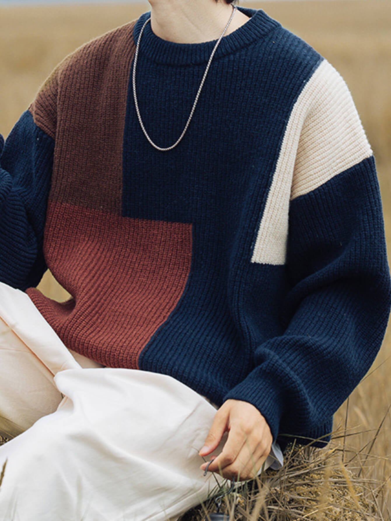 Casual Contrasting Color Knitted Texture Round Neck Sweatshirt