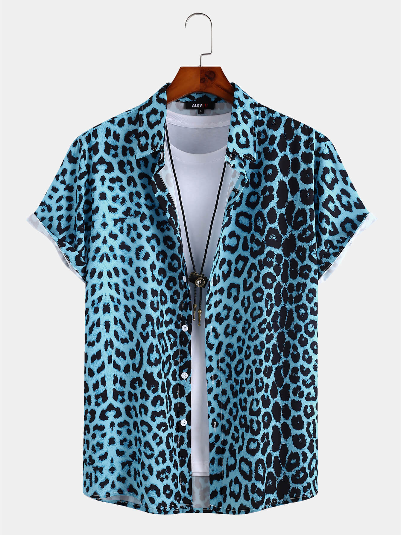 Camisa abotonada de manga corta con estampado de leopardo para hombre